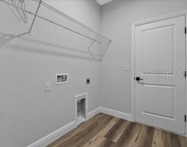 12005 Helicon Avenue - Photo Thumbnail 27