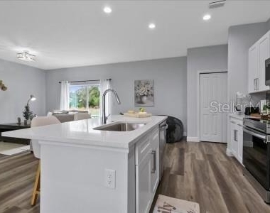 12005 Helicon Avenue - Photo Thumbnail 13