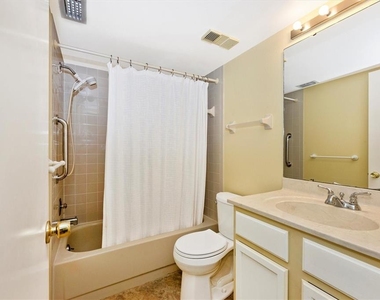 5219 Lake Village Drive - Photo Thumbnail 31