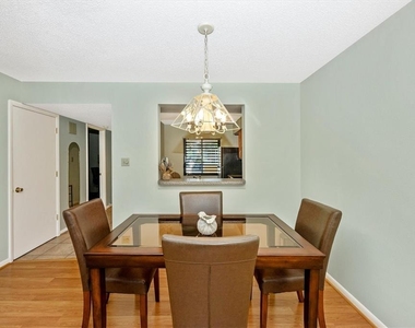5219 Lake Village Drive - Photo Thumbnail 17
