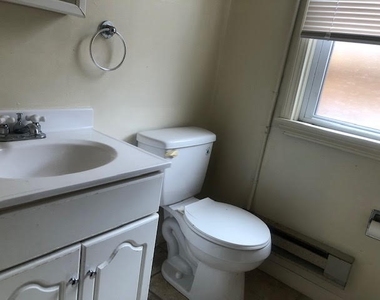 18 Haberman Ave - Photo Thumbnail 5