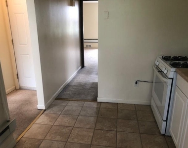 18 Haberman Ave - Photo Thumbnail 8