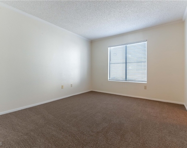 7100 Pirates Cove Road - Photo Thumbnail 27