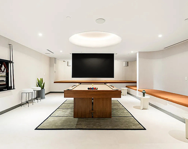 150 Lawrence Street - Photo Thumbnail 12