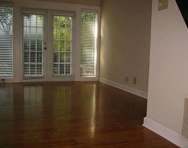 395 Lofton Road Nw - Photo Thumbnail 3