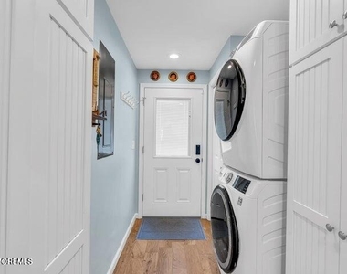 28 E Bonita Way - Photo Thumbnail 17