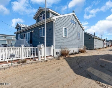 28 E Bonita Way - Photo Thumbnail 21