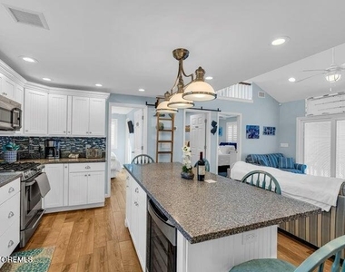28 E Bonita Way - Photo Thumbnail 2
