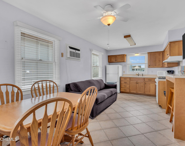 8 President Avenue - Photo Thumbnail 9