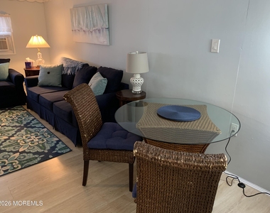 600 Monmouth Avenue - Photo Thumbnail 2