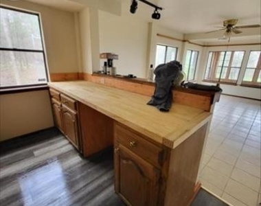 10081 Jacobs Lane - Photo Thumbnail 1