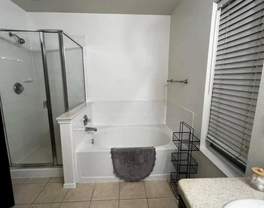 4512 Claret Court - Photo Thumbnail 8