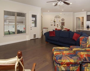 721 10th Street - Photo Thumbnail 9