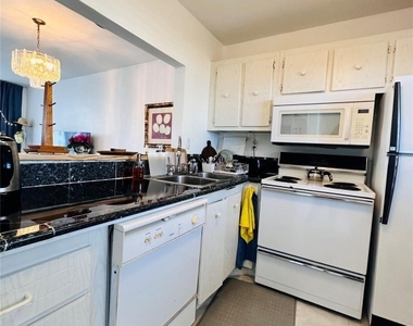 1391 S Ocean Boulevard - Photo Thumbnail 5