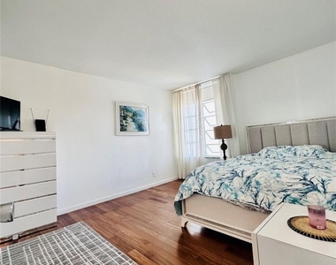 1391 S Ocean Boulevard - Photo Thumbnail 6