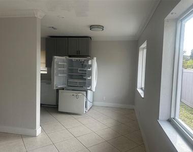 6109 Sw 30th Street - Photo Thumbnail 5