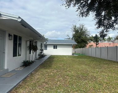 6109 Sw 30th Street - Photo Thumbnail 1