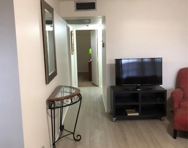 850 Sw 133 - Photo Thumbnail 1