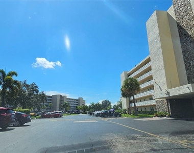 121 Se 3rd Avenue - Photo Thumbnail 35