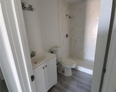 11101 Royal Palm Boulevard - Photo Thumbnail 11