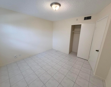 1000 Ne 14th Avenue - Photo Thumbnail 89