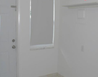 1000 Ne 14th Avenue - Photo Thumbnail 66