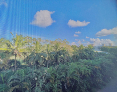 1000 Ne 14th Avenue - Photo Thumbnail 9