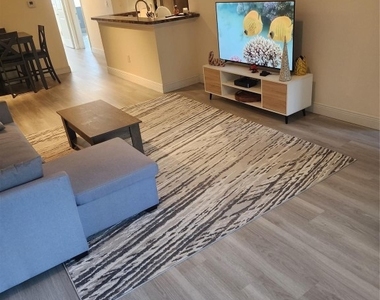 5880 W Sample Road - Photo Thumbnail 8