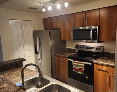 5880 W Sample Road - Photo Thumbnail 4