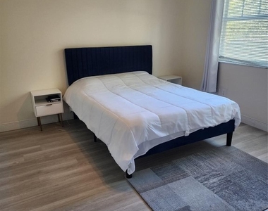 5880 W Sample Road - Photo Thumbnail 10