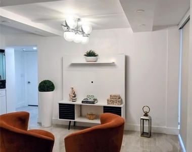 6463 La Costa Drive - Photo Thumbnail 10
