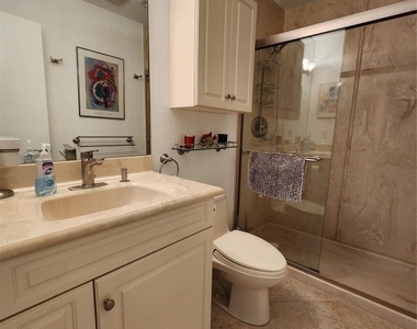6437 Bay Club Drive - Photo Thumbnail 21