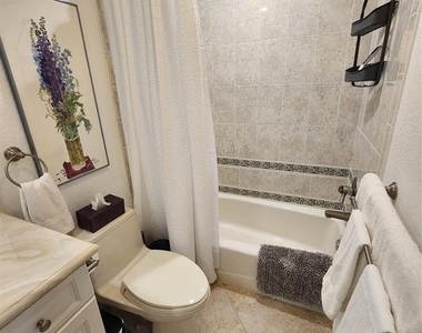 6437 Bay Club Drive - Photo Thumbnail 31