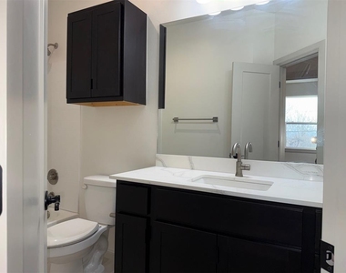 575 S Fretz Avenue - Photo Thumbnail 12