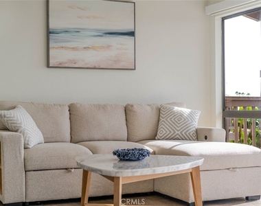 11813 Ellice Street - Photo Thumbnail 30