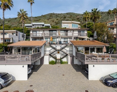 11813 Ellice Street - Photo Thumbnail 1