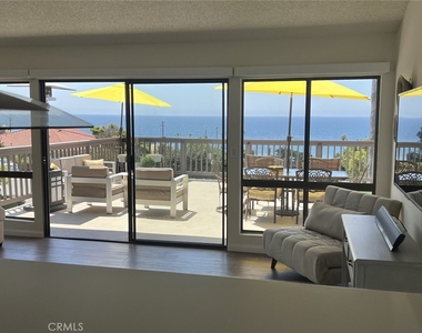11813 Ellice Street - Photo Thumbnail 31