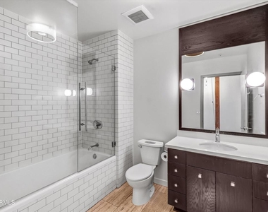 527 Molino Street - Photo Thumbnail 20