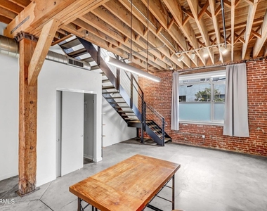 527 Molino Street - Photo Thumbnail 7
