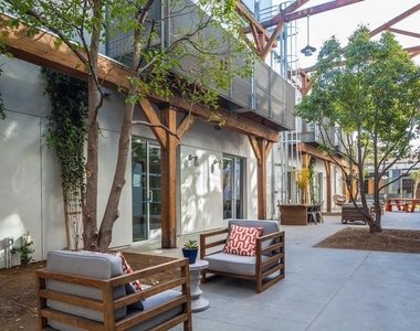 527 Molino Street - Photo Thumbnail 34