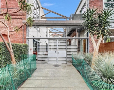 527 Molino Street - Photo Thumbnail 35