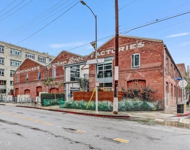 527 Molino Street - Photo Thumbnail 36