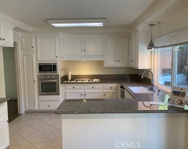 25042 Armagosa Drive - Photo Thumbnail 24