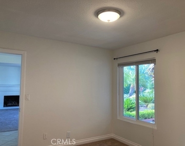 25042 Armagosa Drive - Photo Thumbnail 16