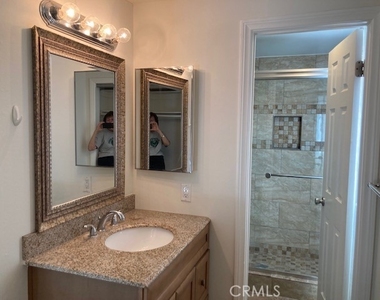 25042 Armagosa Drive - Photo Thumbnail 14