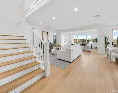 206 Collino - Photo Thumbnail 4