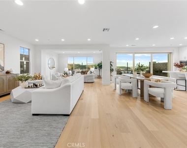 206 Collino - Photo Thumbnail 5