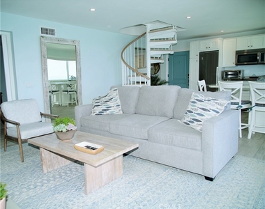 1249 Ocean Front - Photo Thumbnail 4