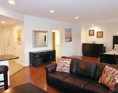 2005 Costa Del Mar Road - Photo Thumbnail 15