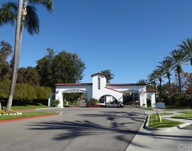 2005 Costa Del Mar Road - Photo Thumbnail 2